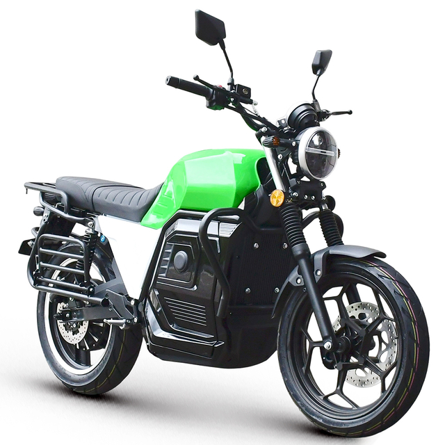 EM32